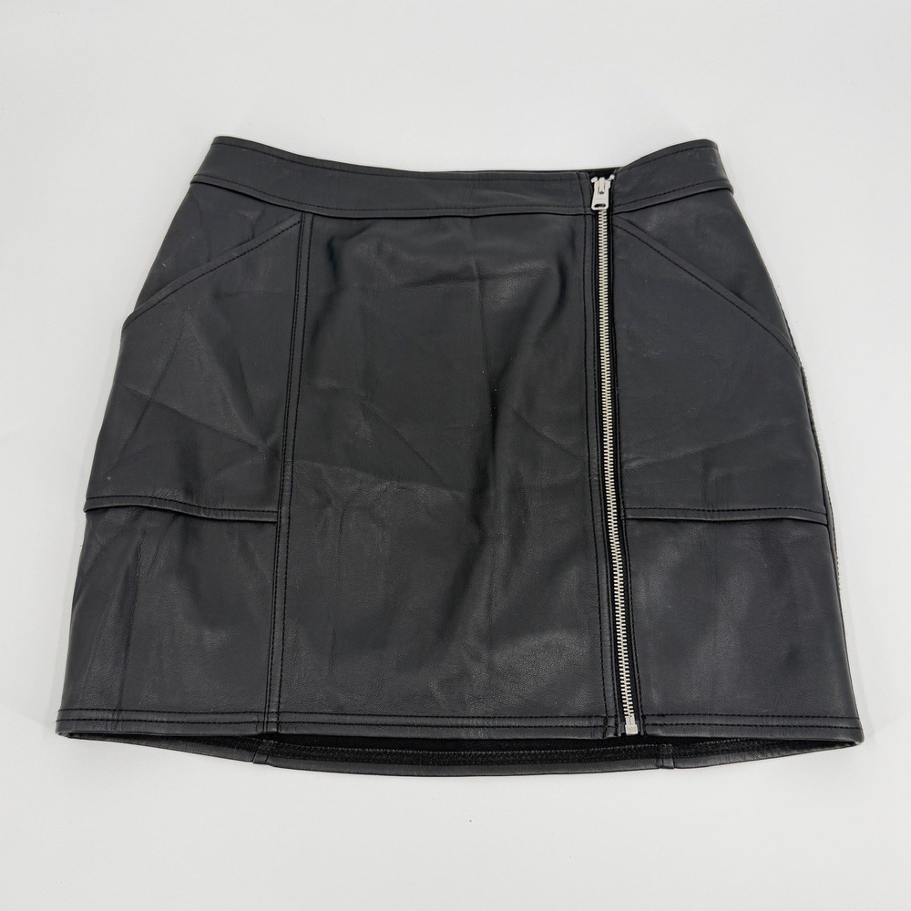Express Skirt Faux Leather Mini Asymmetric Zip Modern Women Size 6 Black Solid